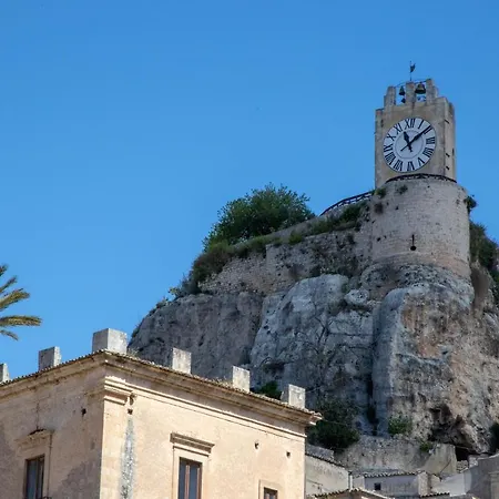 Casa Da Dina